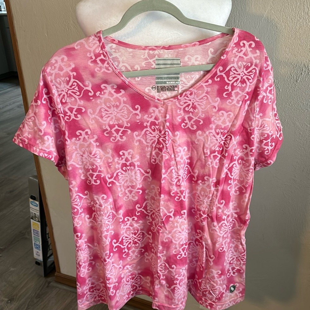Rainbeau Tee